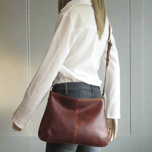 Braune Leder Crossbody, Geldbörse mit Reißverschluss, kleine Umhängetasche