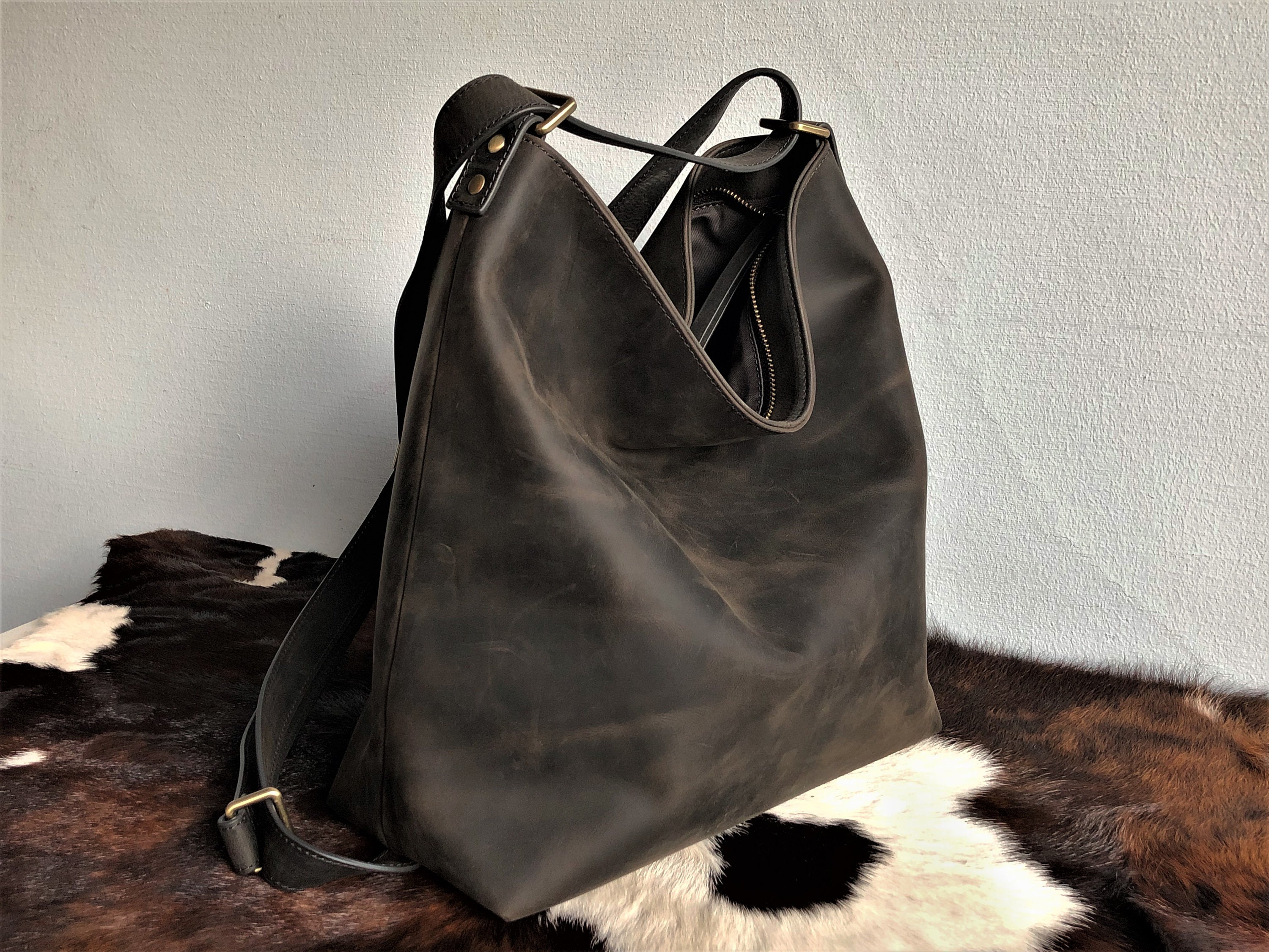 Convertible Backpack Leather Shoulder Bag Black Bag -  Norway