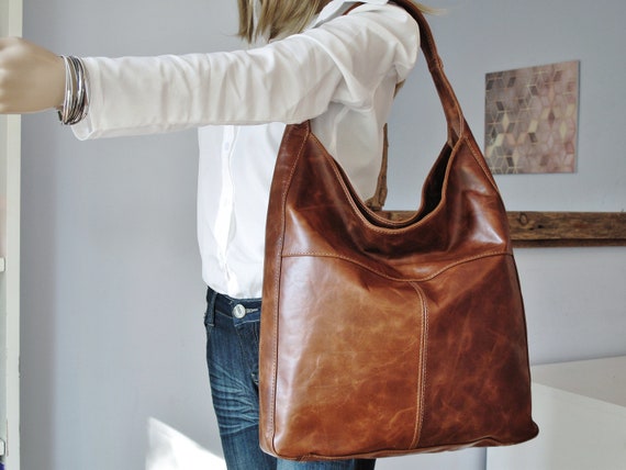 tan leather slouch hobo bag