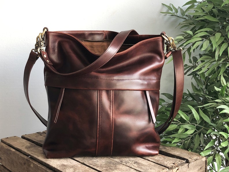 Brown leather shoulder bag, crossbody purse, unique shoulder bag image 4