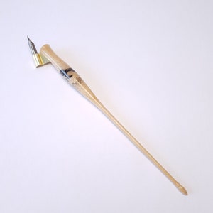Calligraphy oblique dip pen holder with stipple art