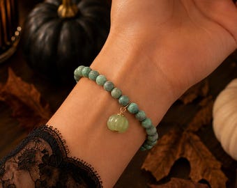 Pulsera con dije de calabaza y turquesa africana, joyería de cristal para Halloween, regalo de feliz Halloween, pulsera con dije de calabaza especiada, joyería de otoño