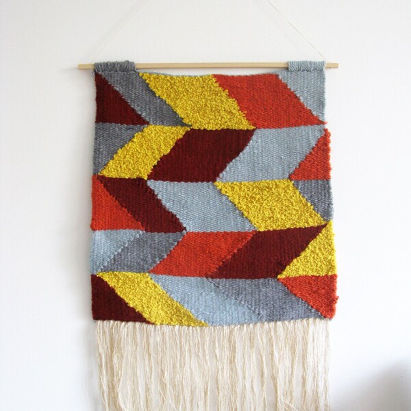 Attaccatura di parete / colorato disegno geometrico e nappe / / Handwoven tappezzeria tessile Wall Art Home Decor / / grande