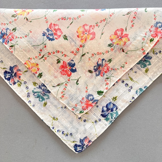 Vintage Handkerchiefs with Pansies, Hankie with Y… - image 1