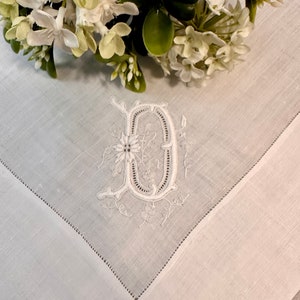 Vintage D Monogramed  Handkerchief, White Linen Handkerchief with D Monogram Hankie, Wedding Handkerchief, Bridal Hankie, Heirloom Hankie
