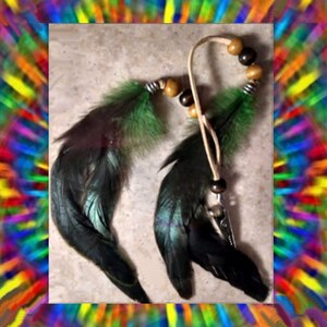 Smooth Velvet Cavalier - Green / Gold / Green Feathers Small