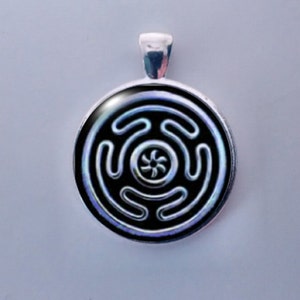 Wheel of Hecate, Greek Goddess Hecate, Moon Goddess, Labyrinth,  Guardian of Crossroads.