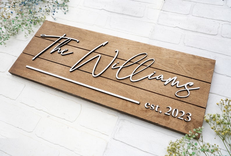 Family Last Name Sign, Personalized Wedding Gift, Pallet Sign Style, Farmhouse Decor, Established Sign, Custom Wood Sign, Engagement Gift