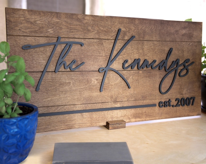 Family Last Name Sign, Personalized Wedding Gift, Pallet Sign Style, Farmhouse Decor, Established Sign, Custom Wood Sign, Engagement Gift