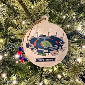 Decorazione dello stadio Highmark (Ralph Stadium) / Decorazione per l'albero di Natale dei Buffalo Bills