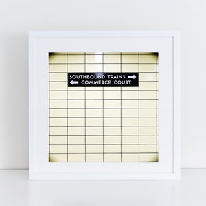 Toronto Metrostation Sign Wall Art - Southbound Trains Home Decor - Made in Canada Toronto Fotografie
