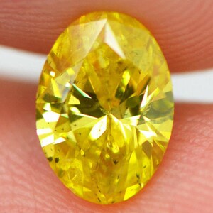 Oval Diamond Fancy Yellow 1.21 Carat SI2