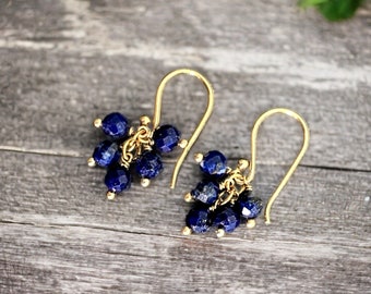 Blauwe edelstenen oorbellen met lapis lazuli en goud - Zhen Zhu