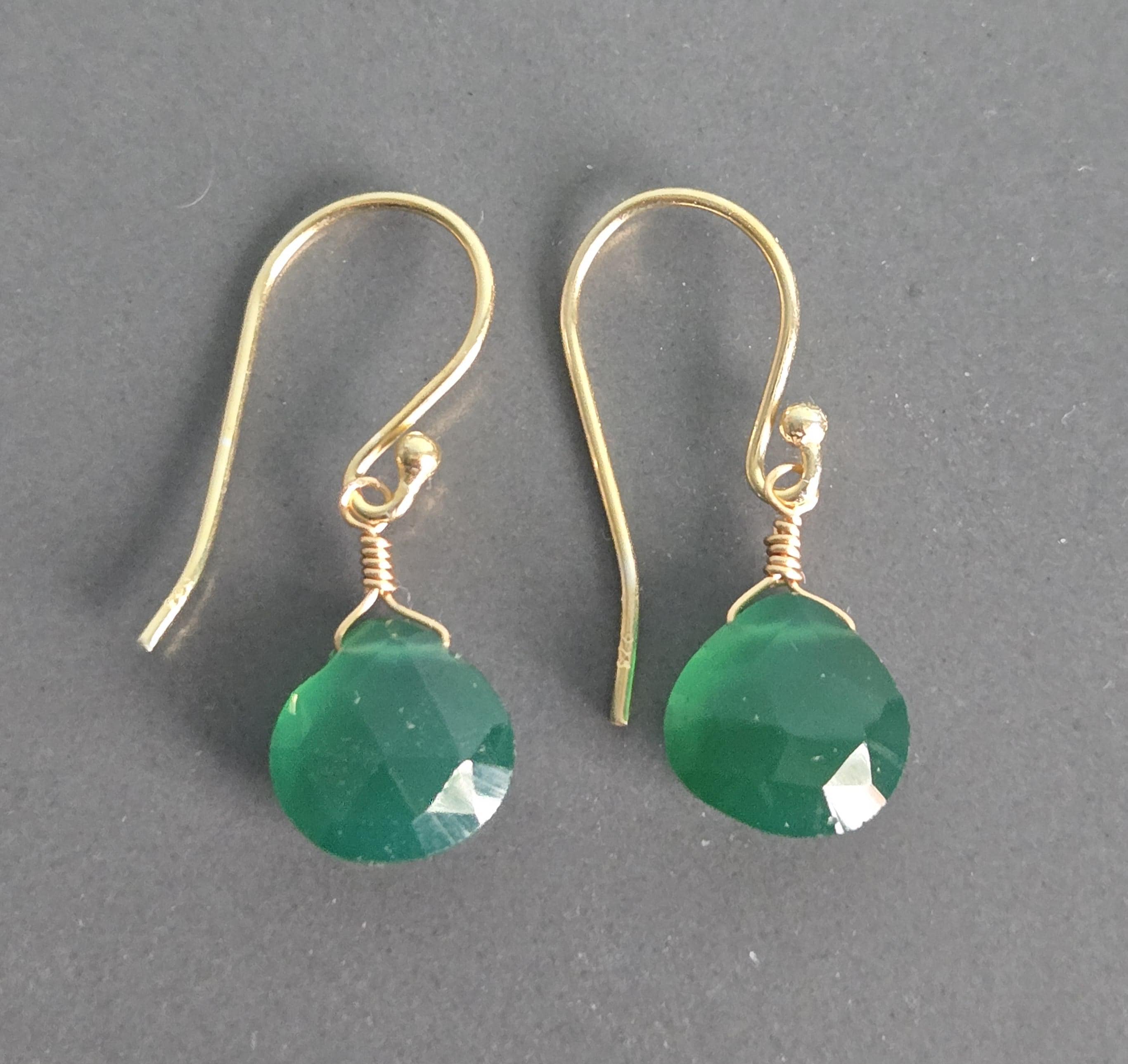 ピアス Deco 24K Gold Plated Green Onyx Drop Earrings Akong London Deco 24K Gold Plated Green Onyx Drop Earrings