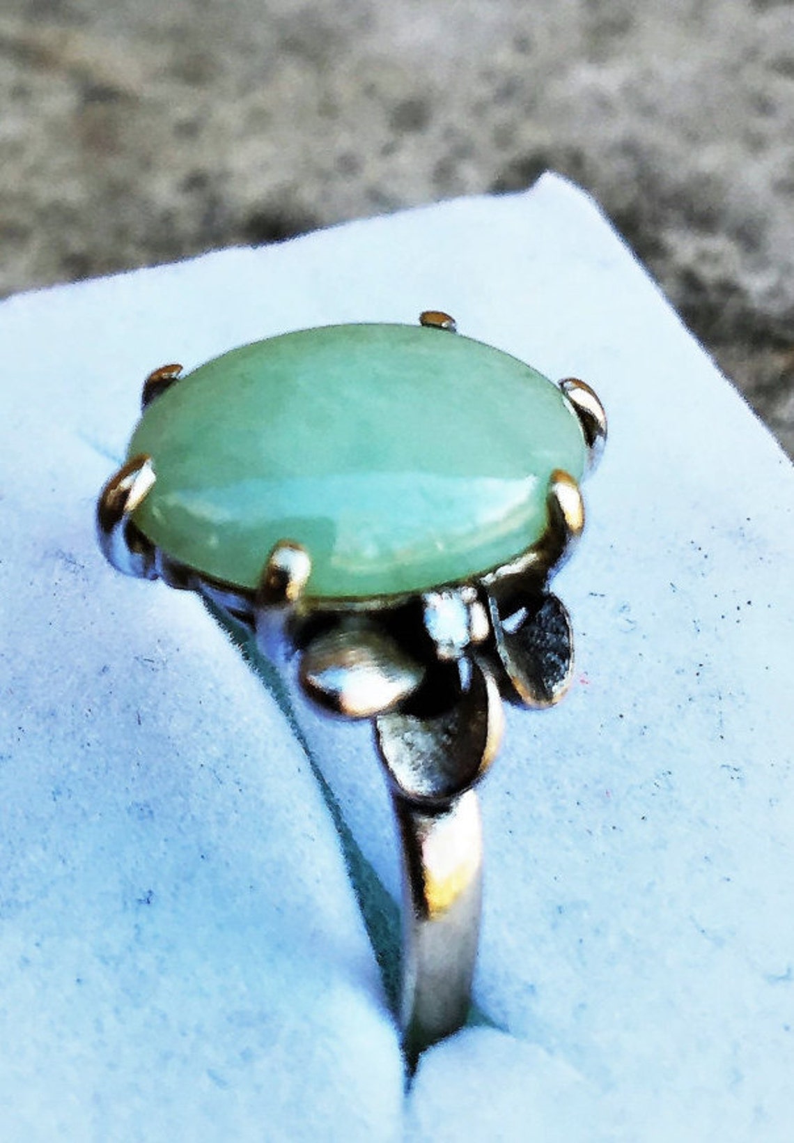 Antique Jade ring The Gem se encuentra en oro blanco sólido Etsy