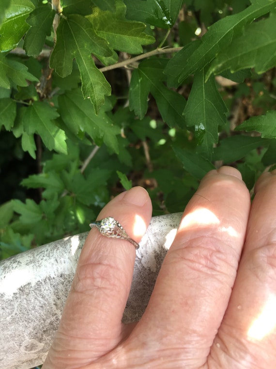 Antique Art Deco 14k Gold and Diamond Solitaire E… - image 4