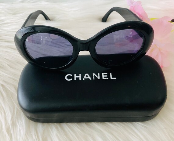 Authentic Chanel Oval/Round Sunglasses/Black Acet… - image 2