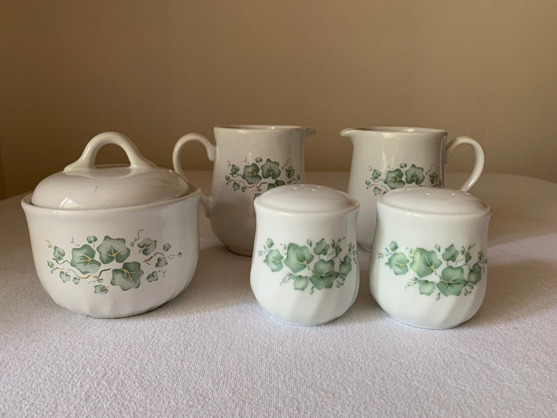 Corelle Coordinates Callaway Green Ivy Accessories. Salt and Etsy