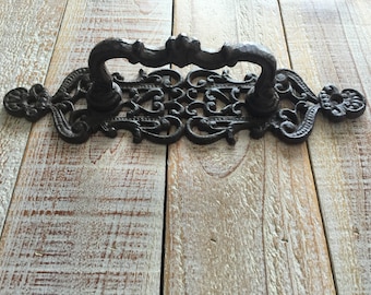 SET of 2, Handle, Pull, Rustic, Cast Iron, Drawer, Door, Farmhouse, Country, Cast Iron Pull, Cast Iron Handle, Gate Handle