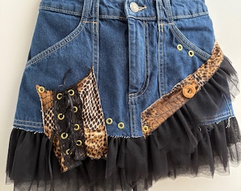 Spódnica mini z denimu w stylu vintage, z recyklingu, ze wzorem zwierzęcym i wykończeniem z tiulu, w nowym stylu, rozmiar 8