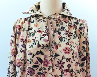 Blouse paysanne VTG des années 70 Union Label ILGWU Boho M/L chemise hippie florale haut à manches longues stylisé par Sybil Made in USA Fairycore Cottagecore