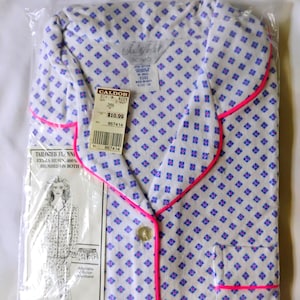 Vtg 70s New Old Stock Women&#39;s Flannel Pajama Set 100% Cotton EXTRA HEAVY Brushed on Both Sides Long Sleeve Shirt Pants White Blue Pink PJs