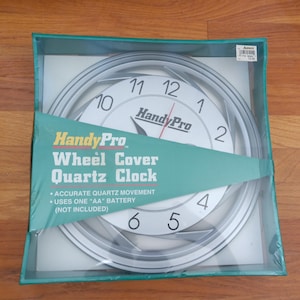 Large 14 inch NIB 90s Wall Clock MAN CAVE Handy Pro Wheel Cover Quartz Clock Hub Cap Look Wall Decor