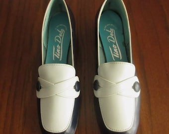 Vintage Rare 60s MCM Made in Japan Original Tino Debs Women Shoes 6.5 Blue White MOD Perfect Navy and White Loafers with accent buttons