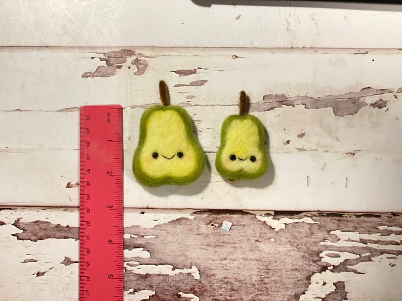 Set of 2 Felt Pears Kitchen Magnet Fruit Magnet Felt Wool Fruit Pear Magnet Kitchen Deco Office Magnet Needle Felted image 2