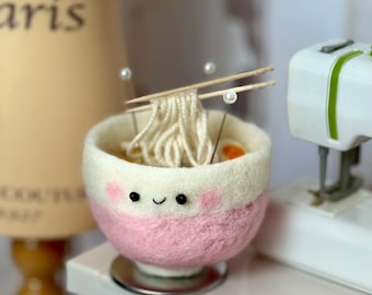 Mini pink ramen pincushion | desktop decor | Cute ramen gift | Needle felted craft | unique gift | Japan noodle Gift