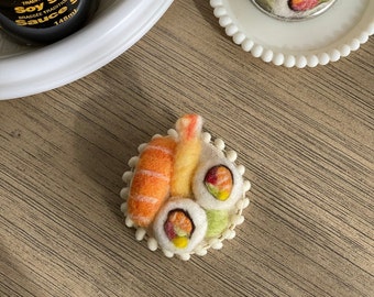 2" sushi roll Fridge Magnet | Kitchen Magnet | Sushi Magnet | Felt Wool Sushi | Sushi Magnet | Kitchen Deco | Office Magnet (Needle Felted)