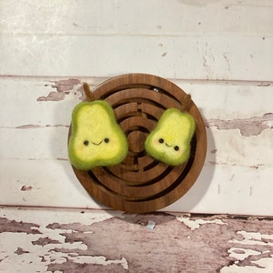 Set of 2 Felt Pears Kitchen Magnet Fruit Magnet Felt Wool Fruit Pear Magnet Kitchen Deco Office Magnet Needle Felted image 7