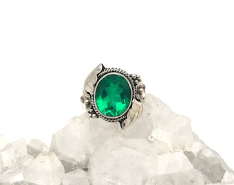 Anillo de cristal de cuarzo verde, talla 7