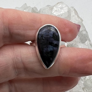 Mystic Merlinite Ring, Size 9