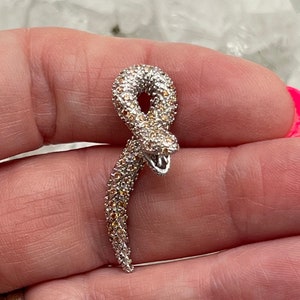 Petit pendentif/breloque serpent en cristal des liquidations