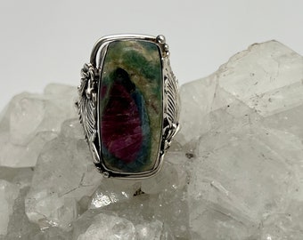 Anillo Rubí en Fucsita, Talla 8