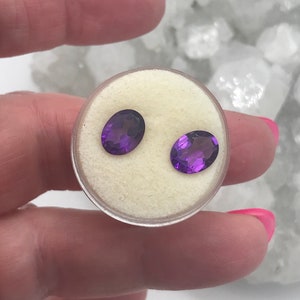 Amethyst Edelsteine Paar-verschiedene Größen