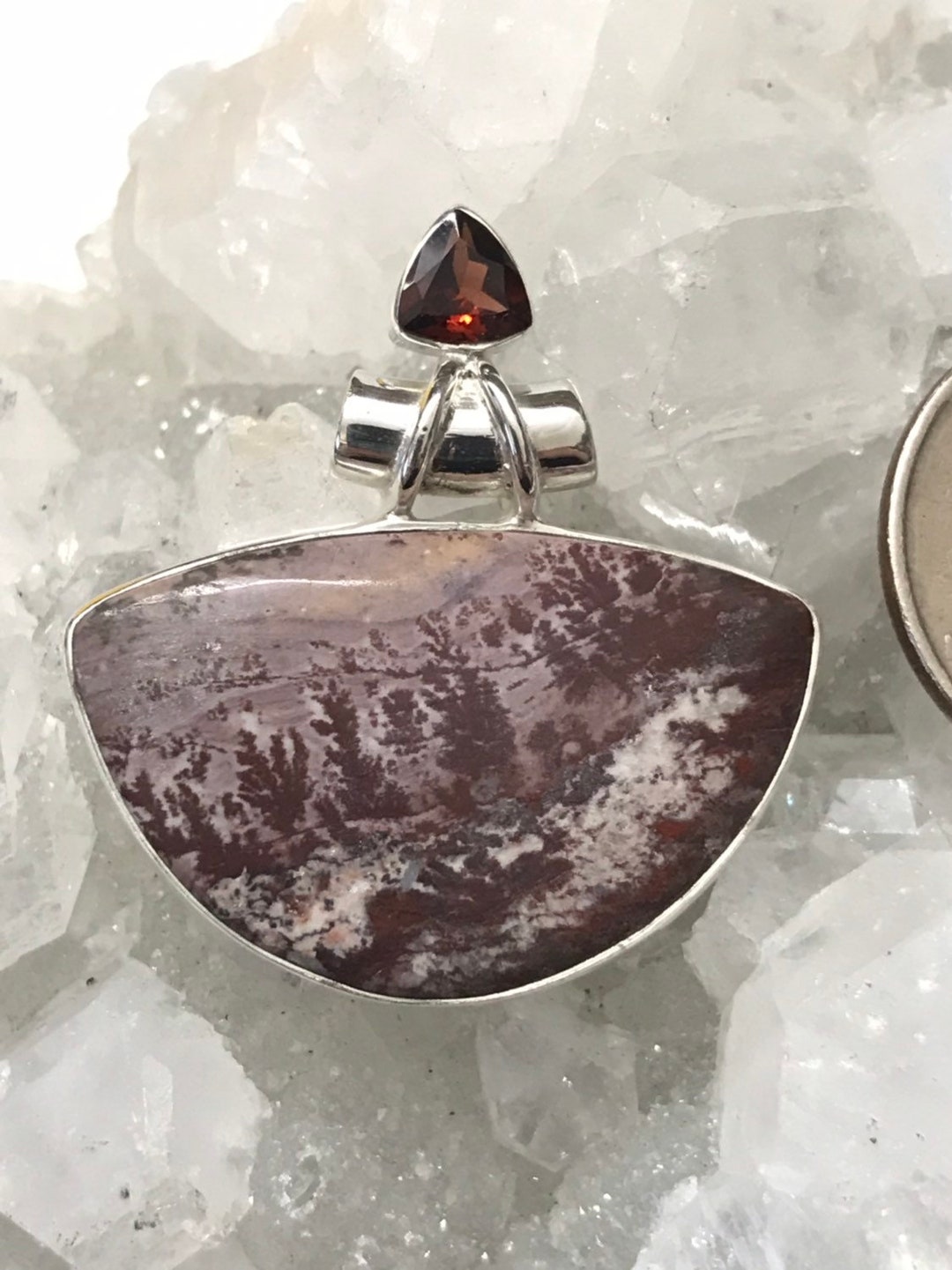Sonoran Dendritic Rhyolite and Garnet Pendant - Etsy
