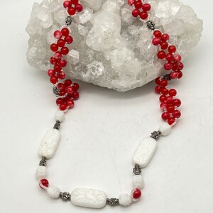 Woven Red and White Glass Beaded Necklace-26&quot;