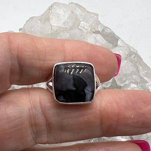 Mystic Merlinite Ring, Size 7 1/2