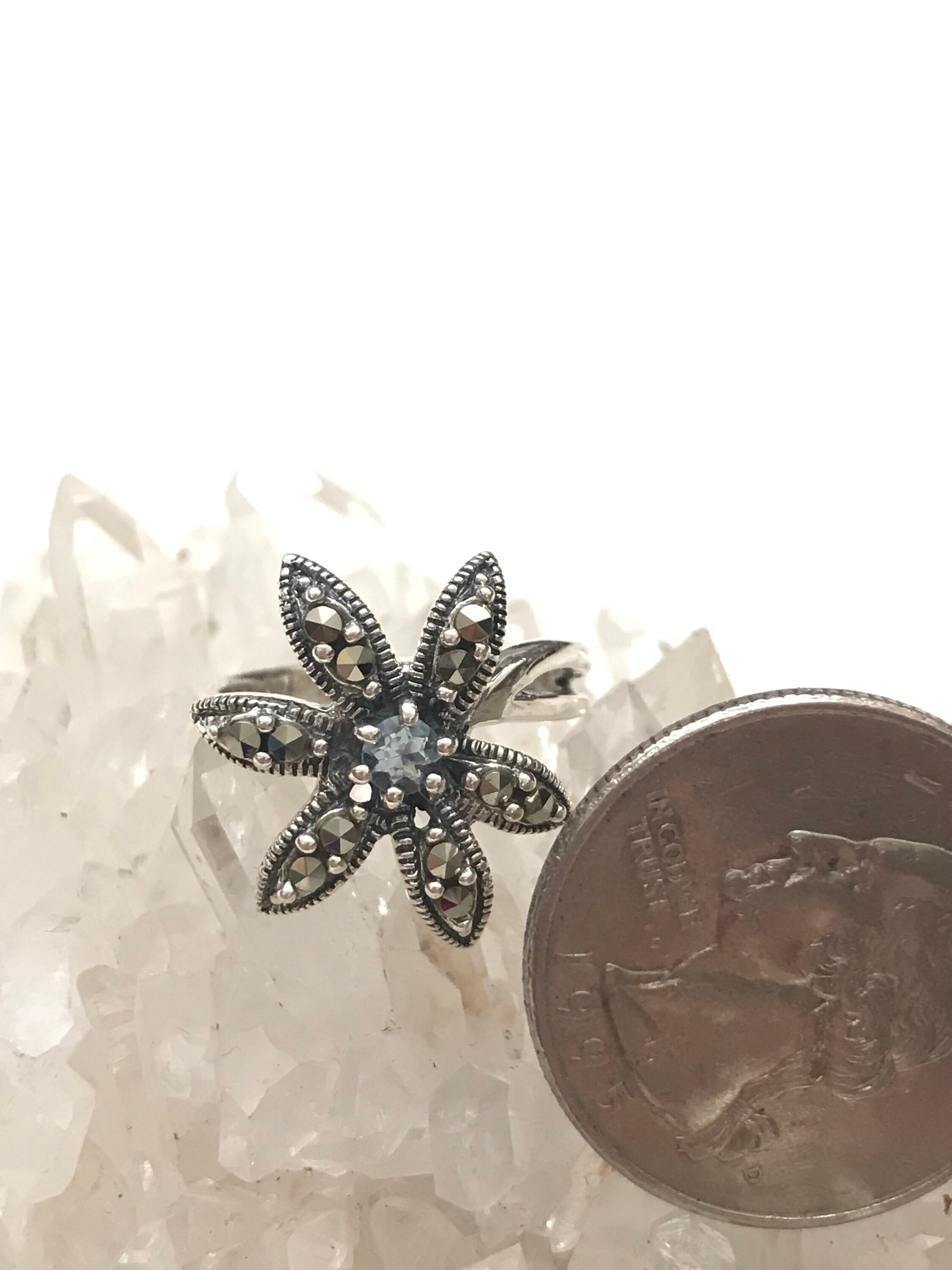 ブルートパーズとマーカサイトリング サイズ6 - Etsy 日本