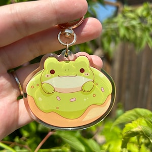 Frog Donut Acrylic Keychain - Frog Pool Floaty Epoxy Keychain Charm, Cute Froggy