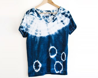 Indigo Shibori Organic Bamboo Cotton T-shirt / Hand dyed navy blue and white top / Ultra Soft Women's Resort Top Tie Dye Crew Neck T-shirt