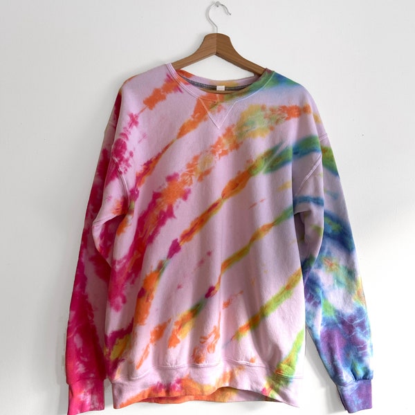 Rainbow tie-dye sweatshirt met ronde hals: zachte katoenmix