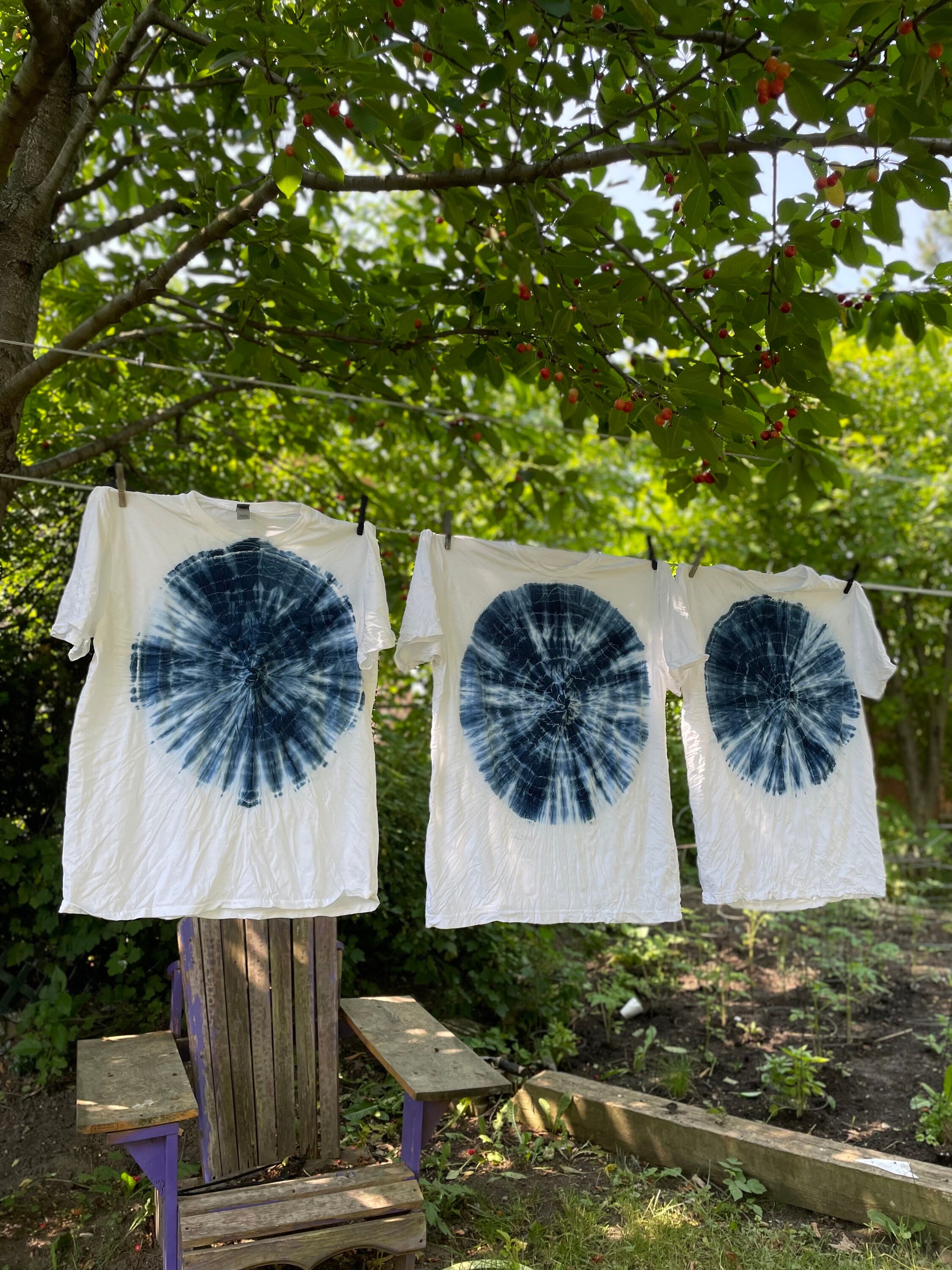 Mens Japanese Indigo Shibori T-shirt / Bohemian Hand Dyed Tie Dye
