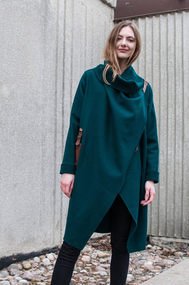 Dark Green Cashmere Blend Coat With Wrap Collar And Genuine Leather Pockets / Transitional Boho Glam Wrap Jacket Oversized Draped One Size image 4