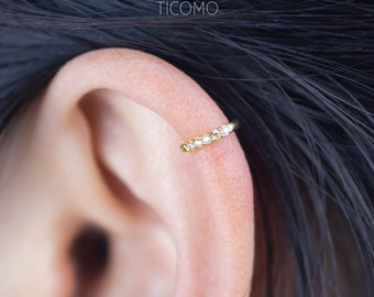 Cartilage Hoop Small Hoop Earring Helix Hoop Tiny Hoop Earring Cartilage Piercing Helix Piercing Gold Zircon