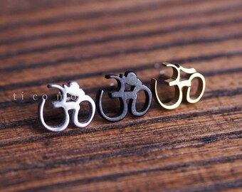 Cartilage earring 16G tragus earring Helix earring Helix piercing Cartilage stud Tragus stud Cartilage piercing Conch Piercing Ohm