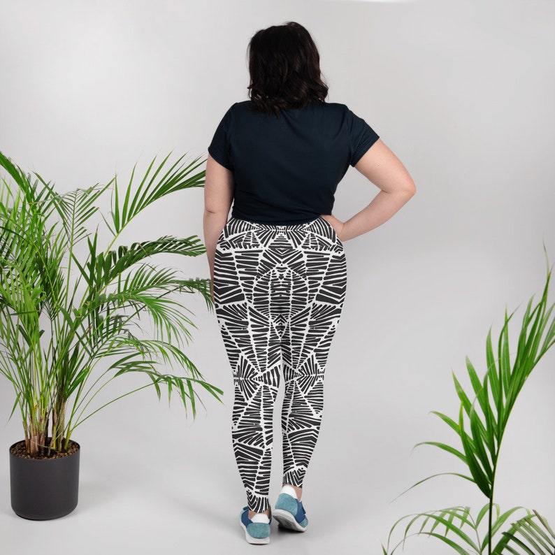 Black and white zebra print Plus-Size Leggings High waist leggings Plus size leggings Stretchy leggings Women's Leggings image 3