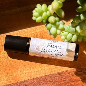 Faerie Bake Shop, Fairycore Perfume Oil, Macaron and Pear Fragrance, Clean Cozy Fantasy Perfume, Cottagecore Gift, Bakery Bookish Scent